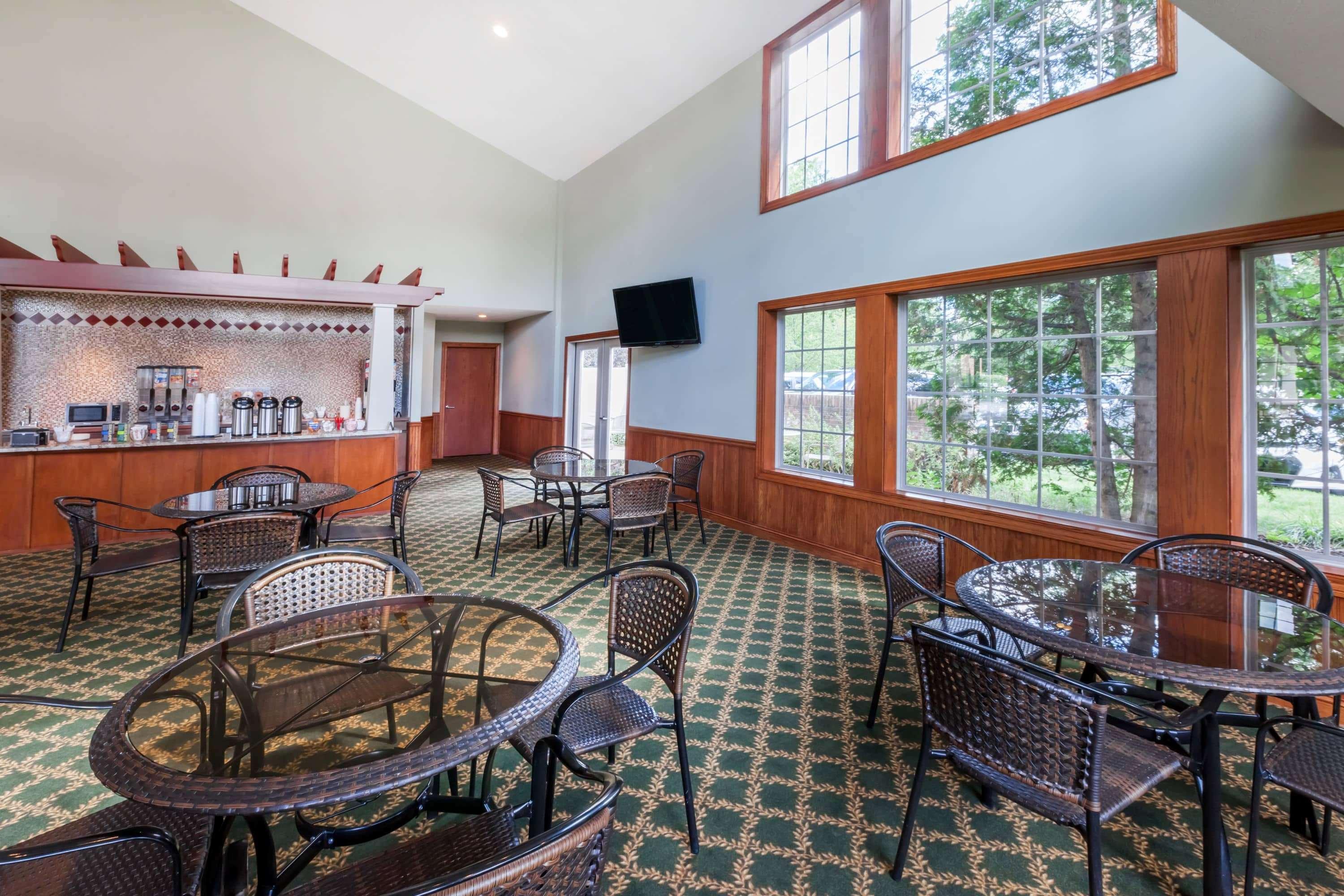 Howard Johnson By Wyndham Traverse City Ngoại thất bức ảnh