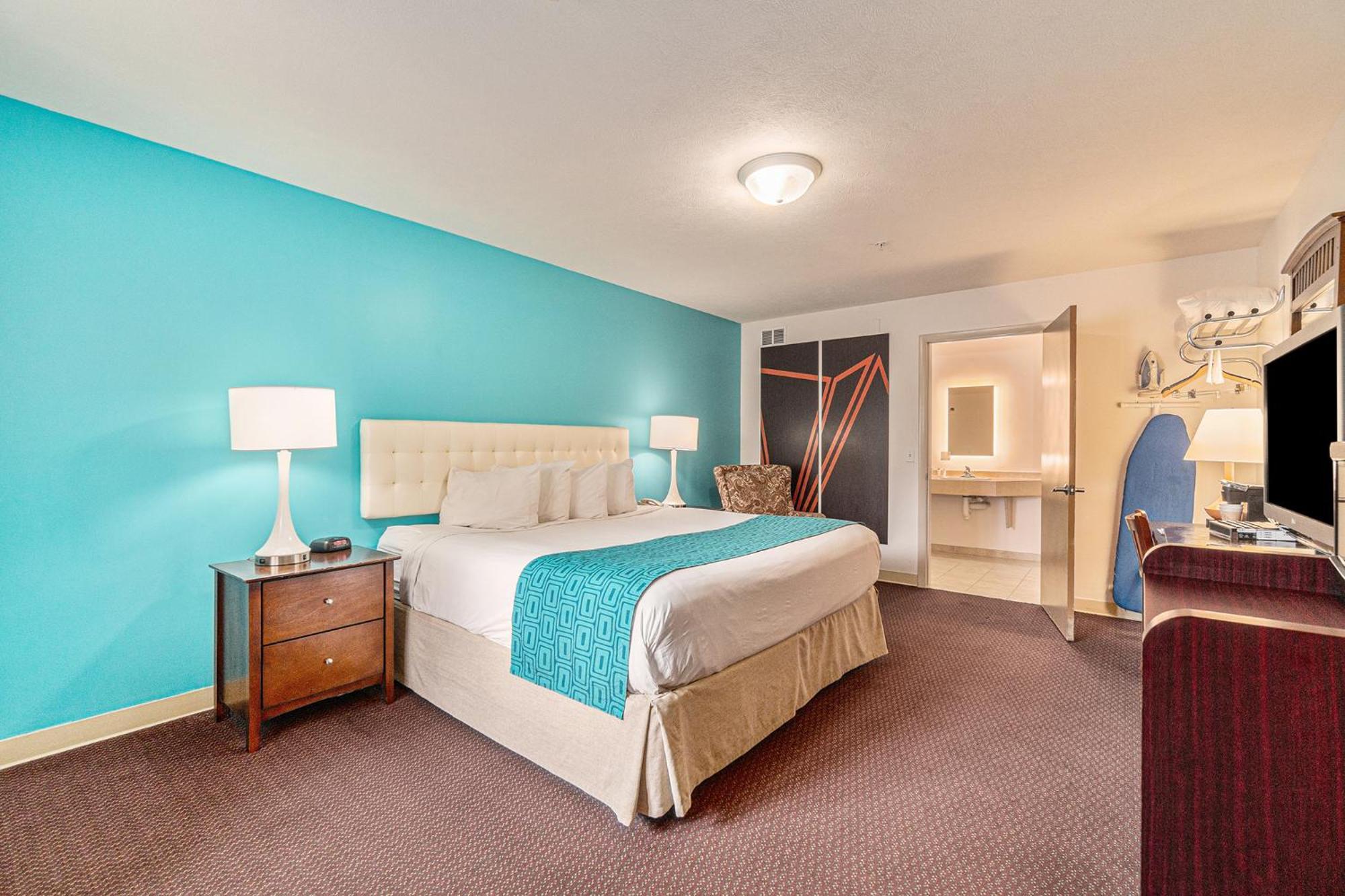Howard Johnson By Wyndham Traverse City Ngoại thất bức ảnh