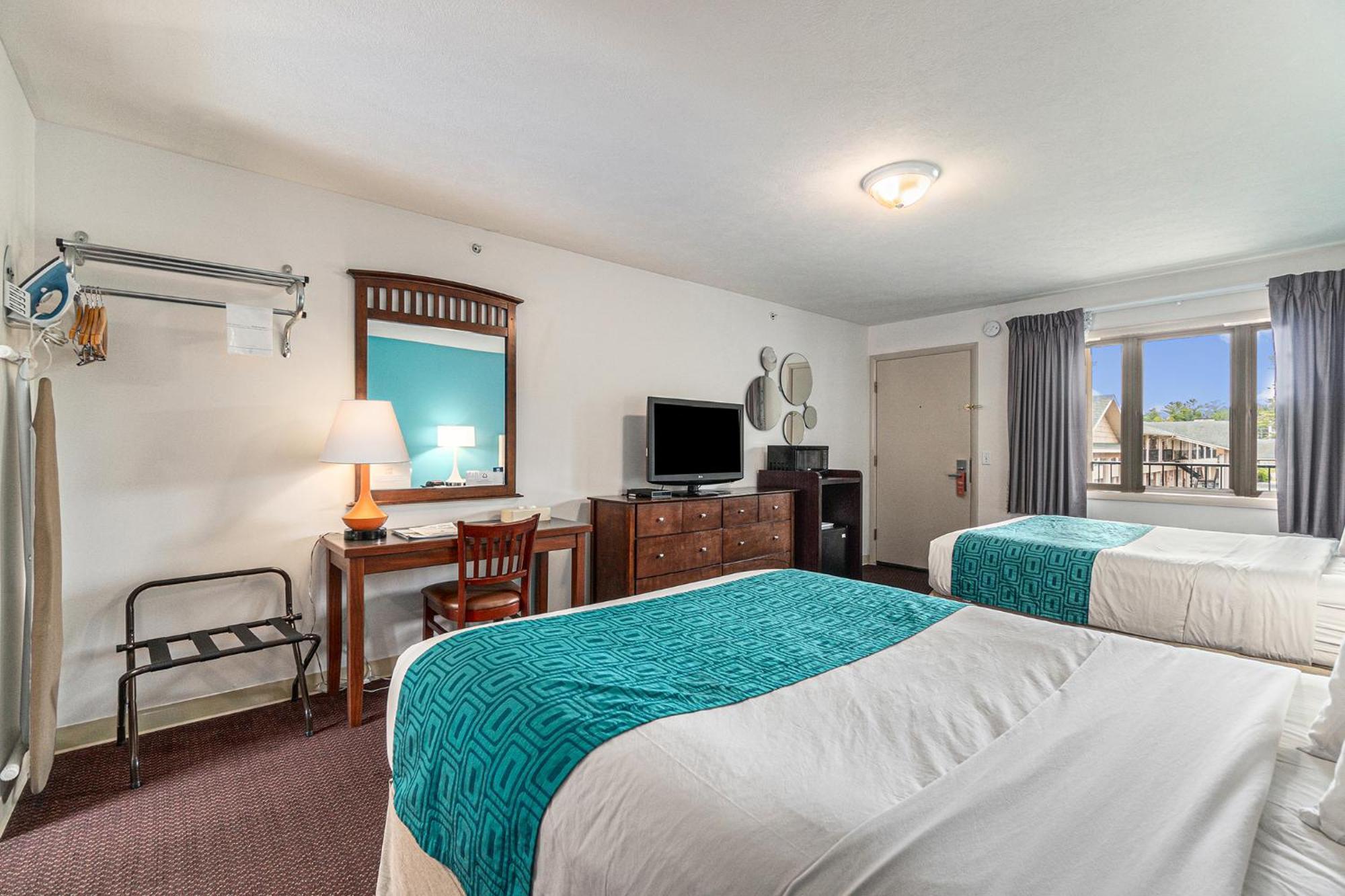 Howard Johnson By Wyndham Traverse City Ngoại thất bức ảnh
