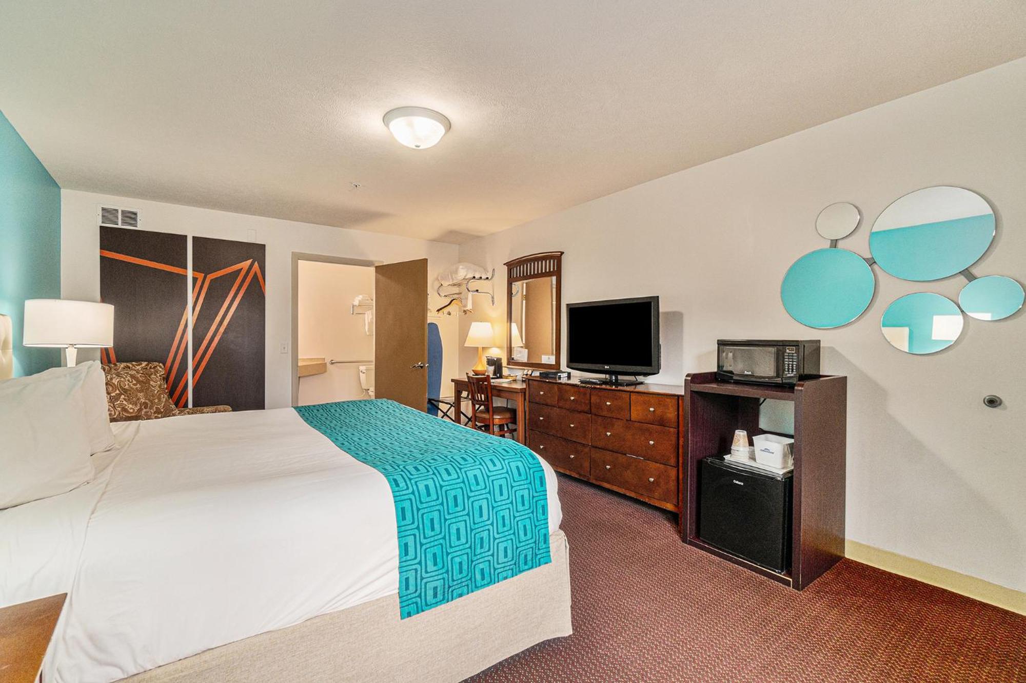Howard Johnson By Wyndham Traverse City Ngoại thất bức ảnh